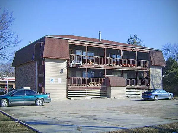 12 Units Apartment Building Located near the Sunken Gardens and Downtown