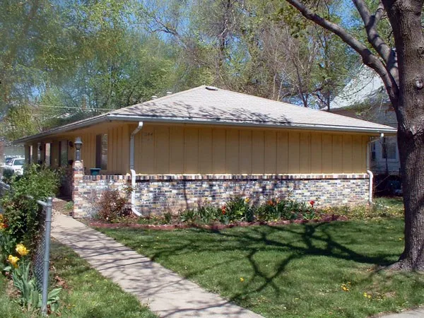 Cute Duplex homes Located near UNL East Campus